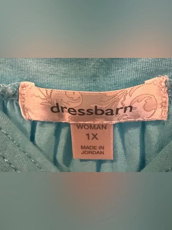 Dressbarn 1x Aqua color Tank - flattering neckline - Picture 2 of 2